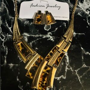 Gold and Brown Fashion Jewelry Necklace and Earring Set